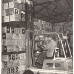 Cover image for Photograph - Inspecting apples for export and loading at wharves