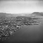 Cover image for Photograph - Hobart, aerial view, River Derwent