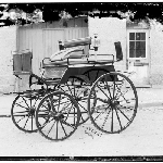Cover image for Photograph - E C A Nichol's carriage [glass plate]