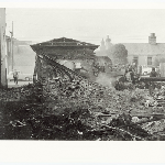 Cover image for Photograph showing the construction of the Charles Davis building in Campbell Street